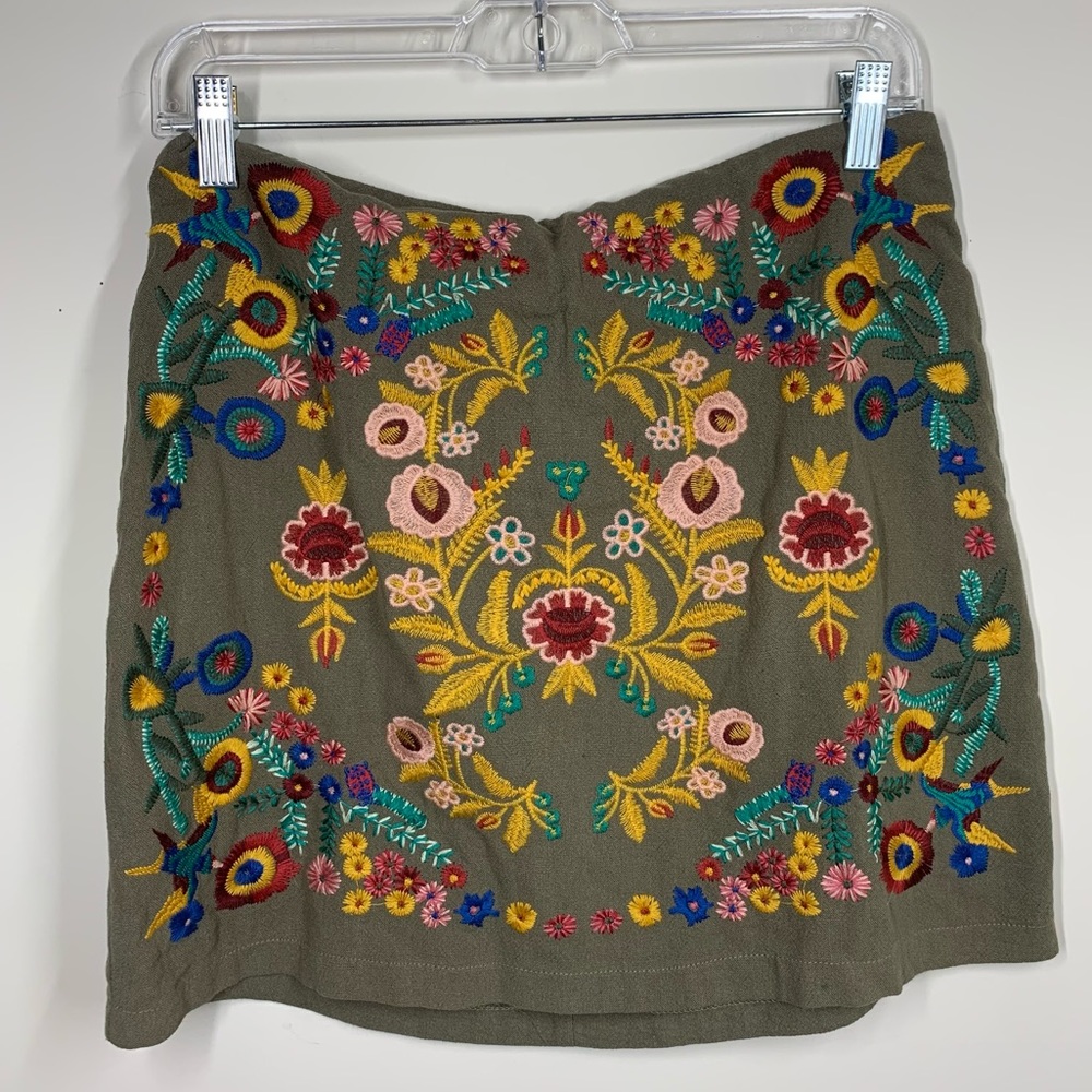 Umgee That’s my girl! Embroidered Mini Skirt Sz M